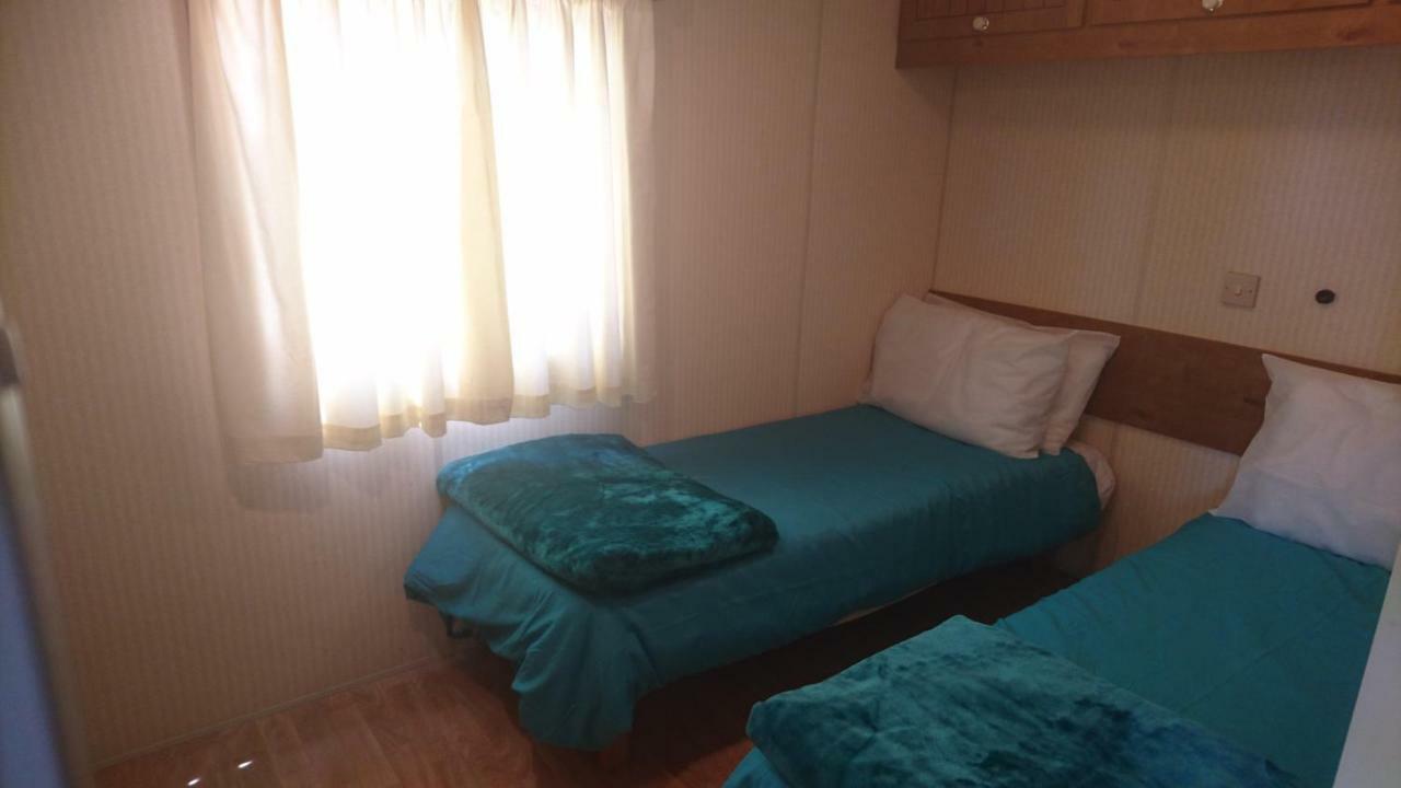 Mobile Home In Frejus, South Of France Extérieur photo